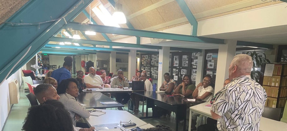 Lanzamiento para el Curso de Español como Lengua Extranjera ELE a funcionarios del Gobierno de Curazao